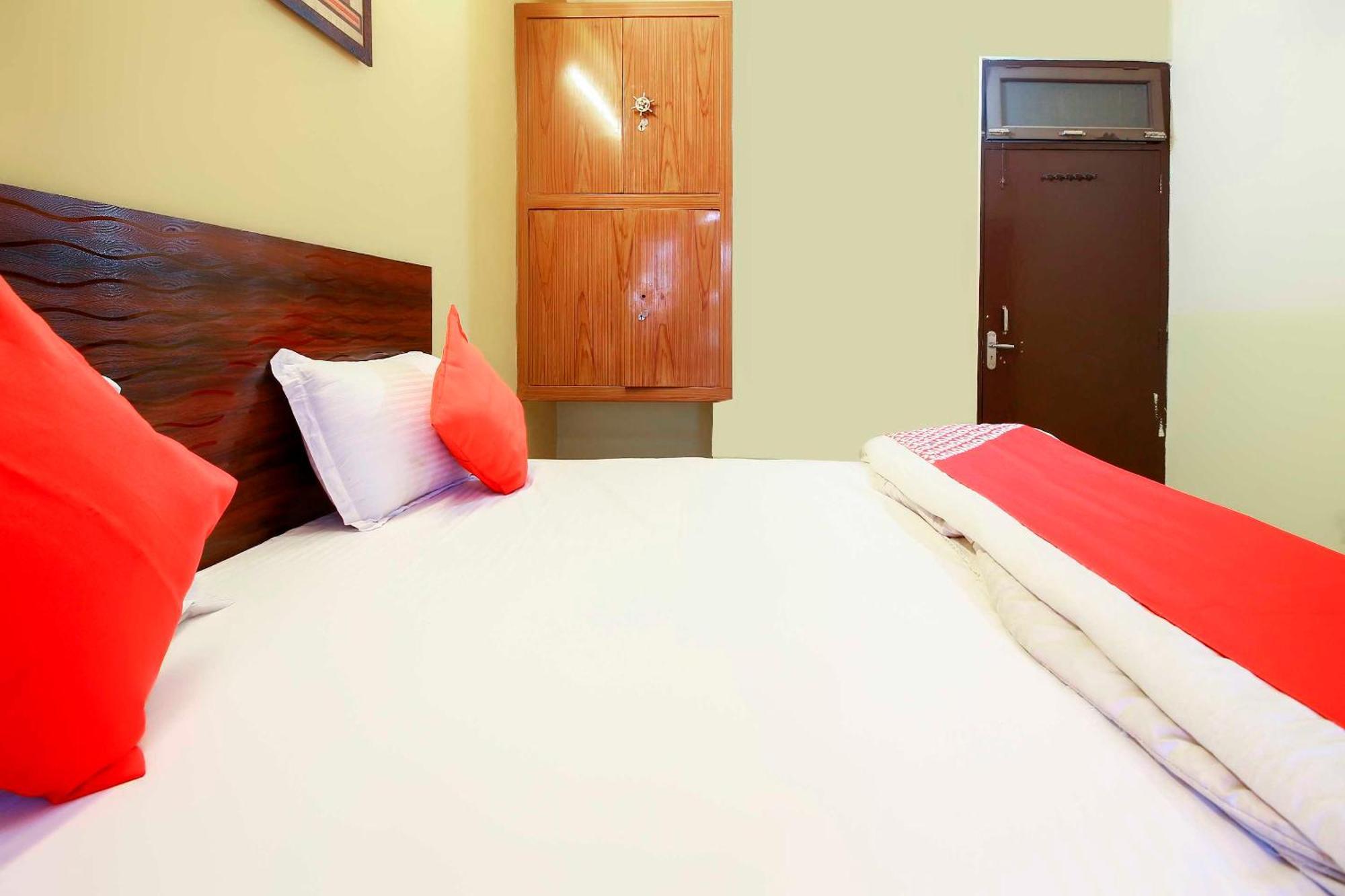 Hotel O Drizzling Land Muradnagar Esterno foto